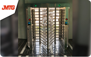 J-FullHeight-03.jpg (1)